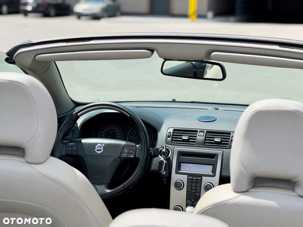 Volvo C70 2.0D Summum - 25