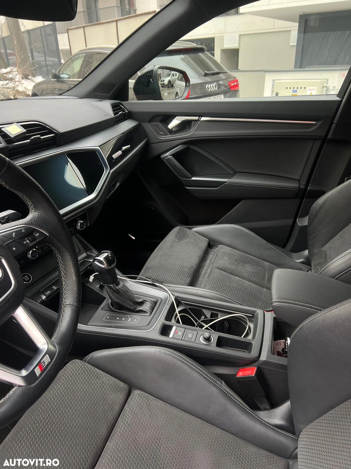 Audi Q3 45 TFSI Sportback quattro S tronic S line - 37