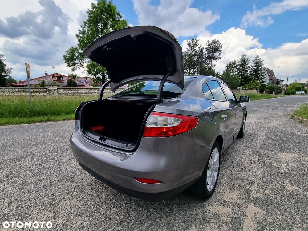 Renault Fluence 2.0 16V Expression - 8