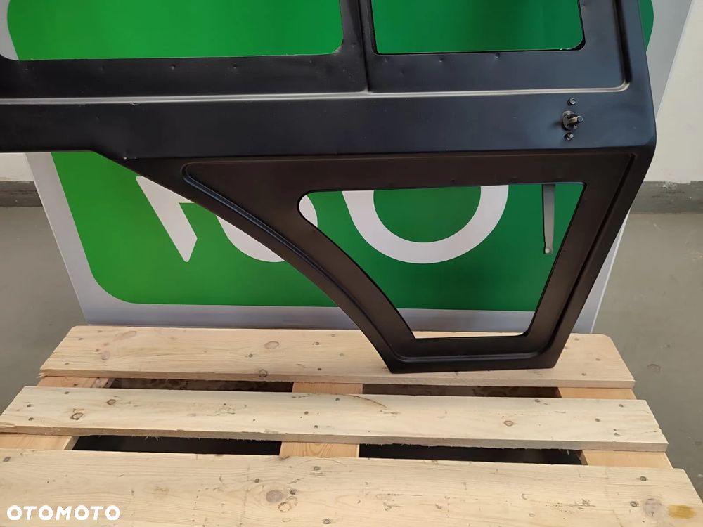 Drzwi Case 580 SLE - 2