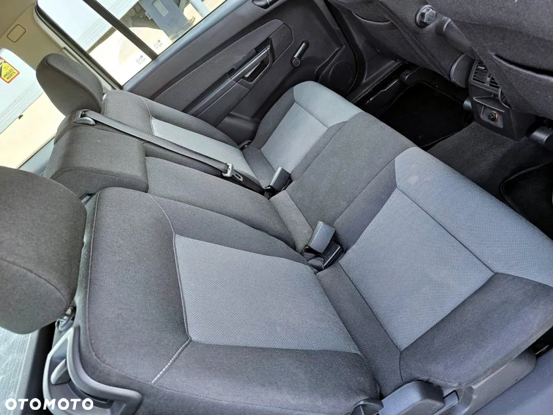Opel Zafira 1.8 Cosmo - 26