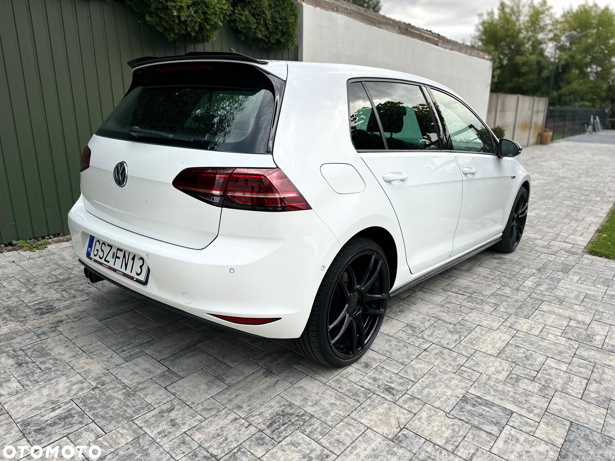 Volkswagen Golf - 8