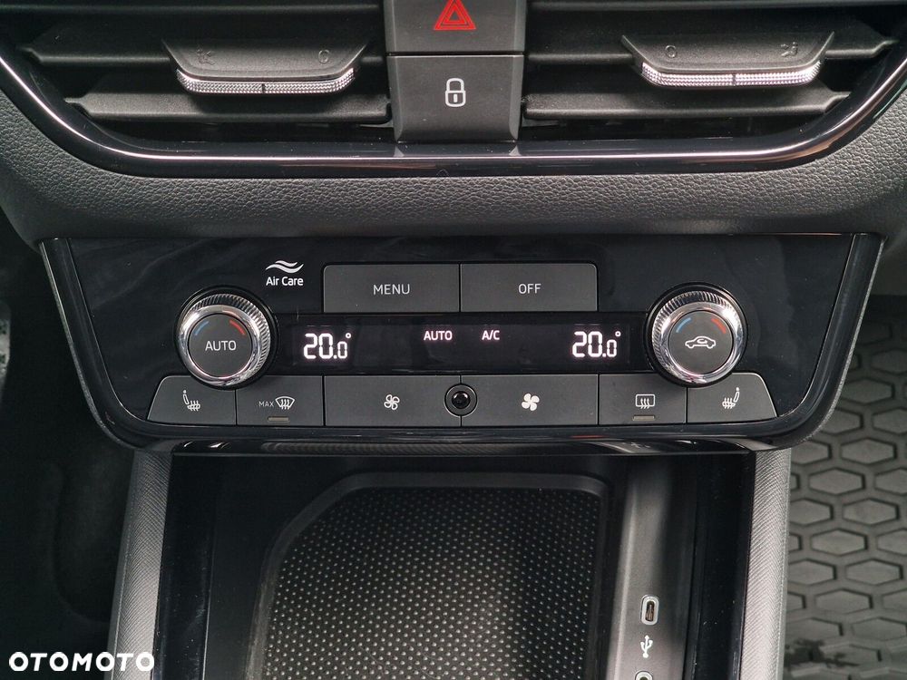 Skoda Kamiq 1.0 TSI Selection DSG - 25
