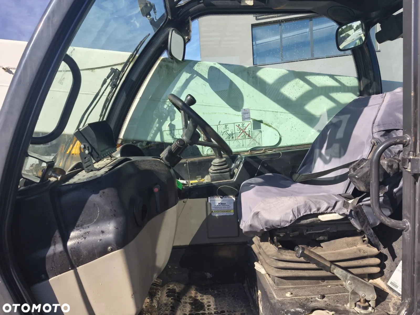 Bobcat T4018 / JCB 540-170 Merlo P40 17 Manitou MT1840 - 6