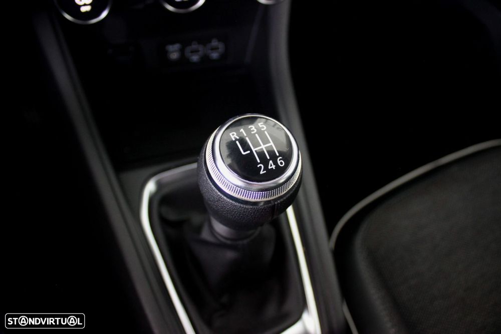 Renault Captur 1.0 TCe Exclusive - 39