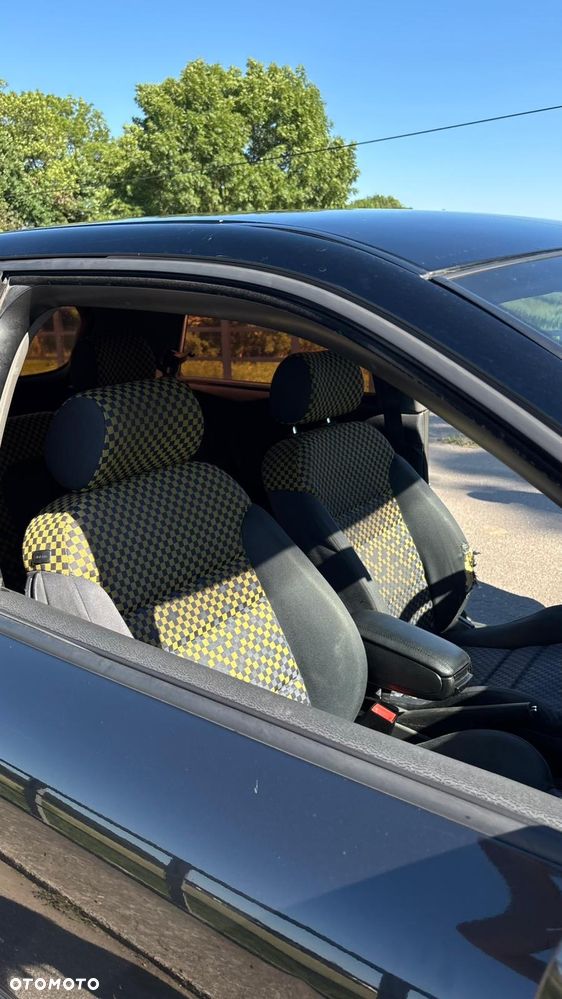 Audi A3 3-drzwiowe 1.8T Quattro Attraction - 14