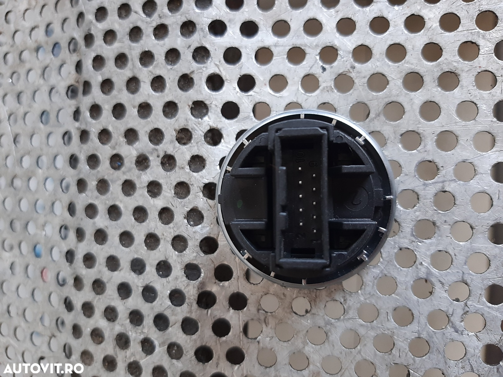 Buton Start Stop Bmw E87 E81 E90 E91 E92 E93 Dezmembrez Bmw - 3