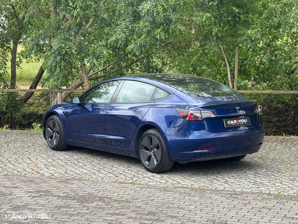 Tesla Model 3 - 14