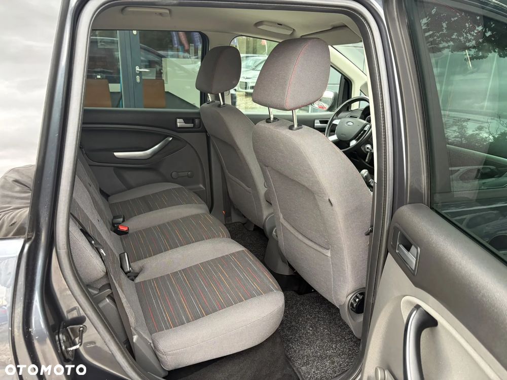 Ford C-MAX ver-1-8-ff-platinium-x - 12
