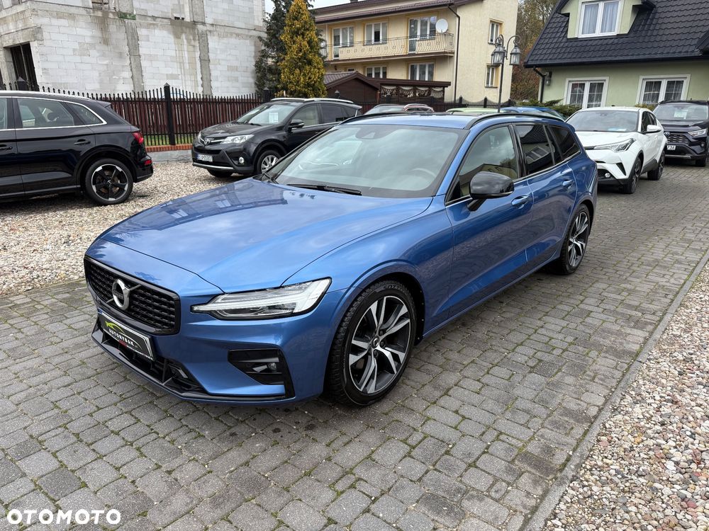Volvo V60 B4 B R-Design - 25