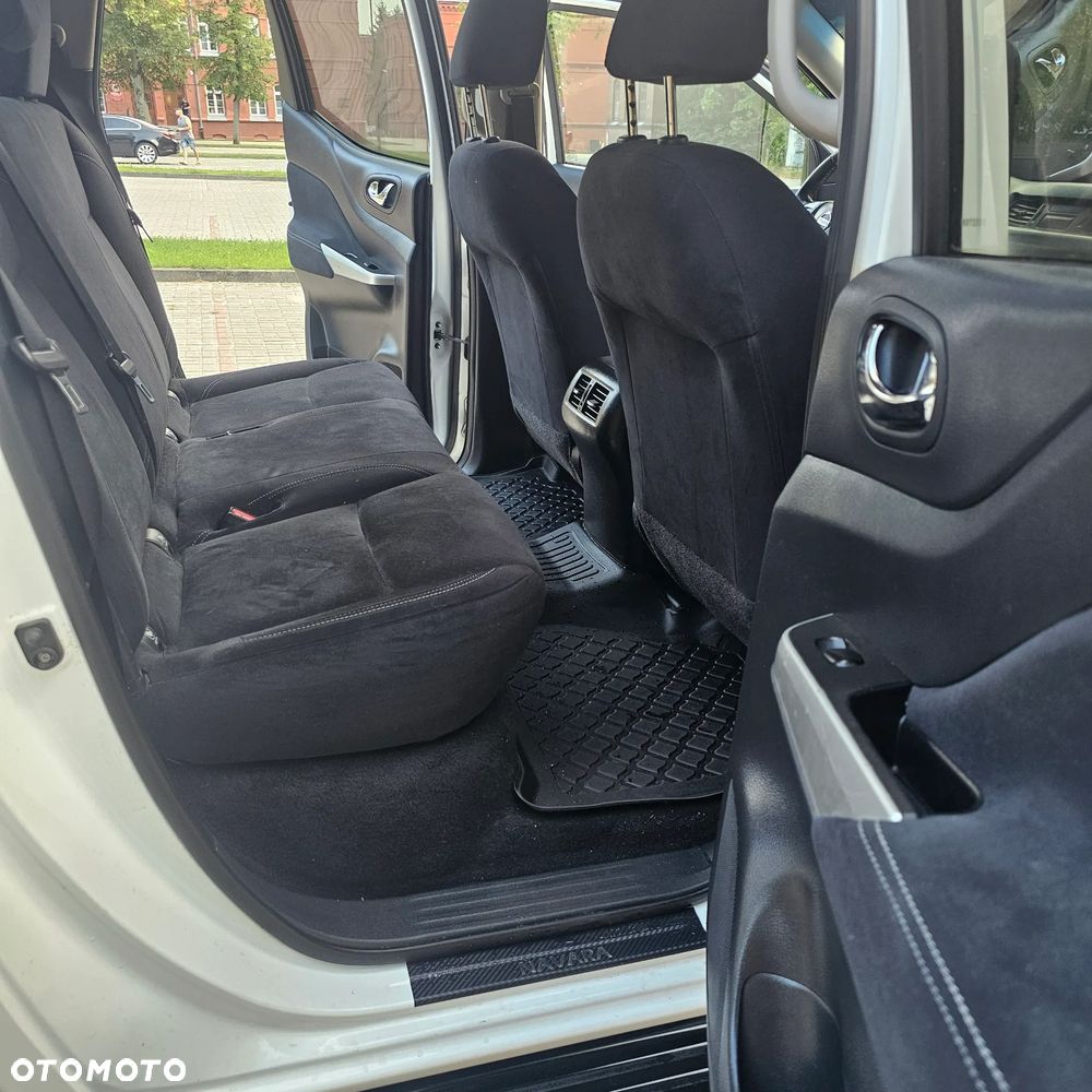 Nissan Navara 2.5 D LE Long EU5 - 23