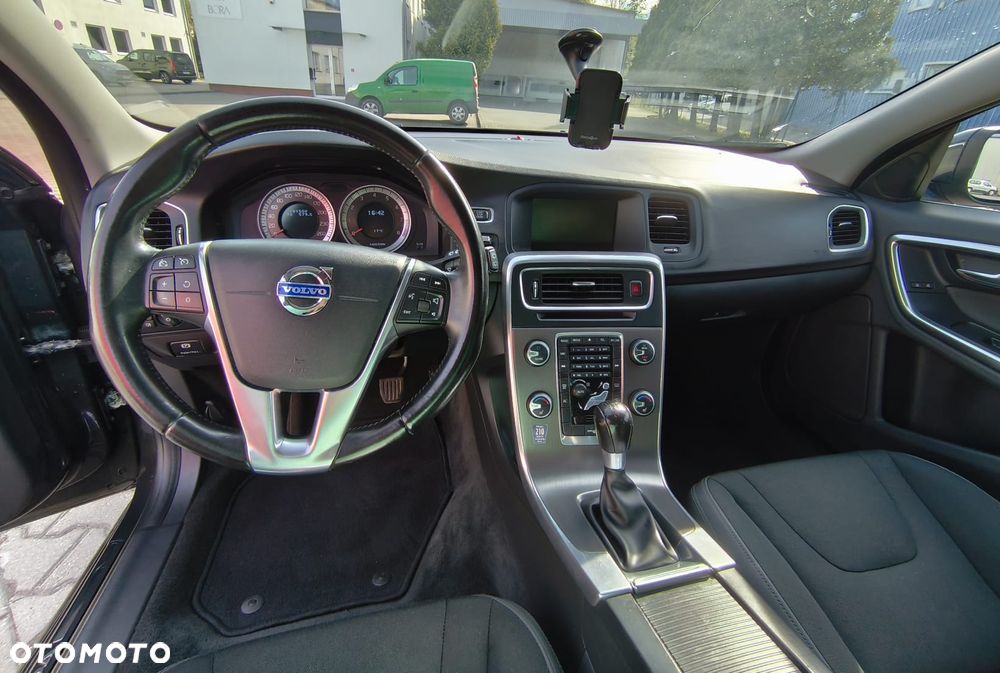 Volvo V60 - 14