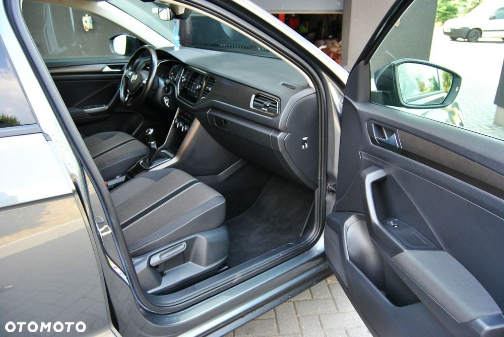 Volkswagen T-Roc 1.5 TSI Final Edition - 11