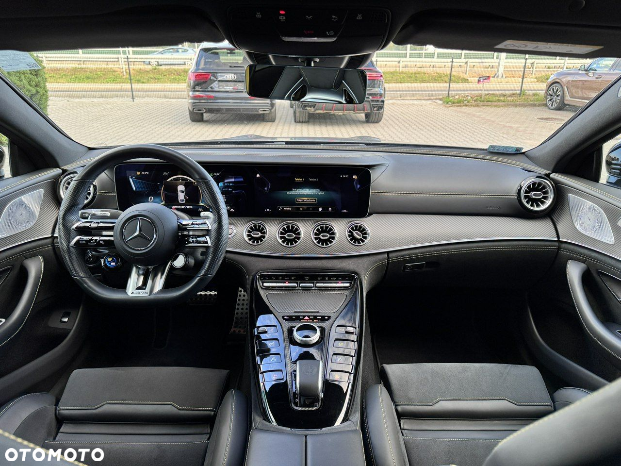 Mercedes-Benz AMG GT - 18