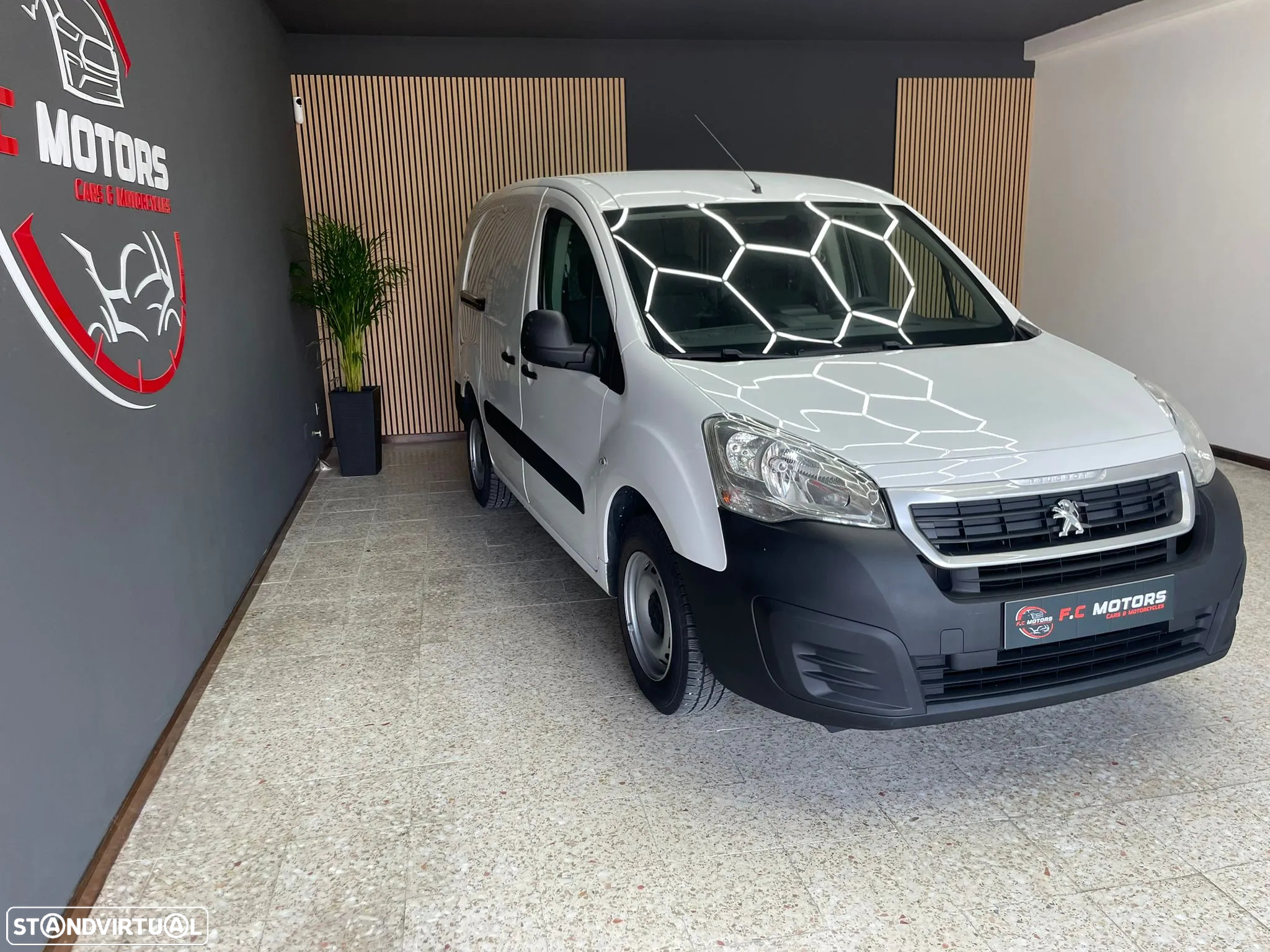 Peugeot Partner 1.6 BlueHDi Outdoor - 6