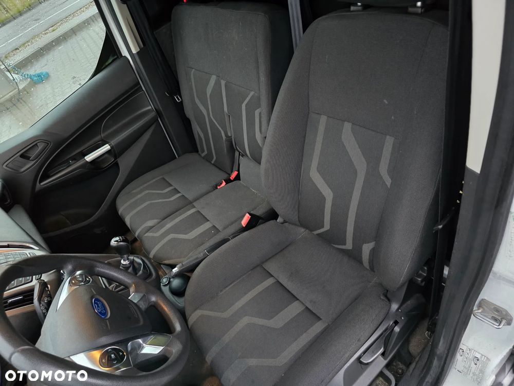 Ford transit connect - 5