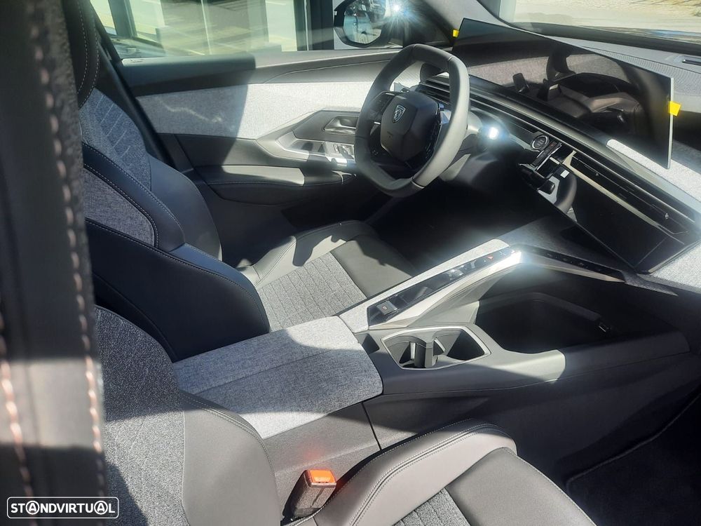 Peugeot E-3008 73 kWh Allure - 7