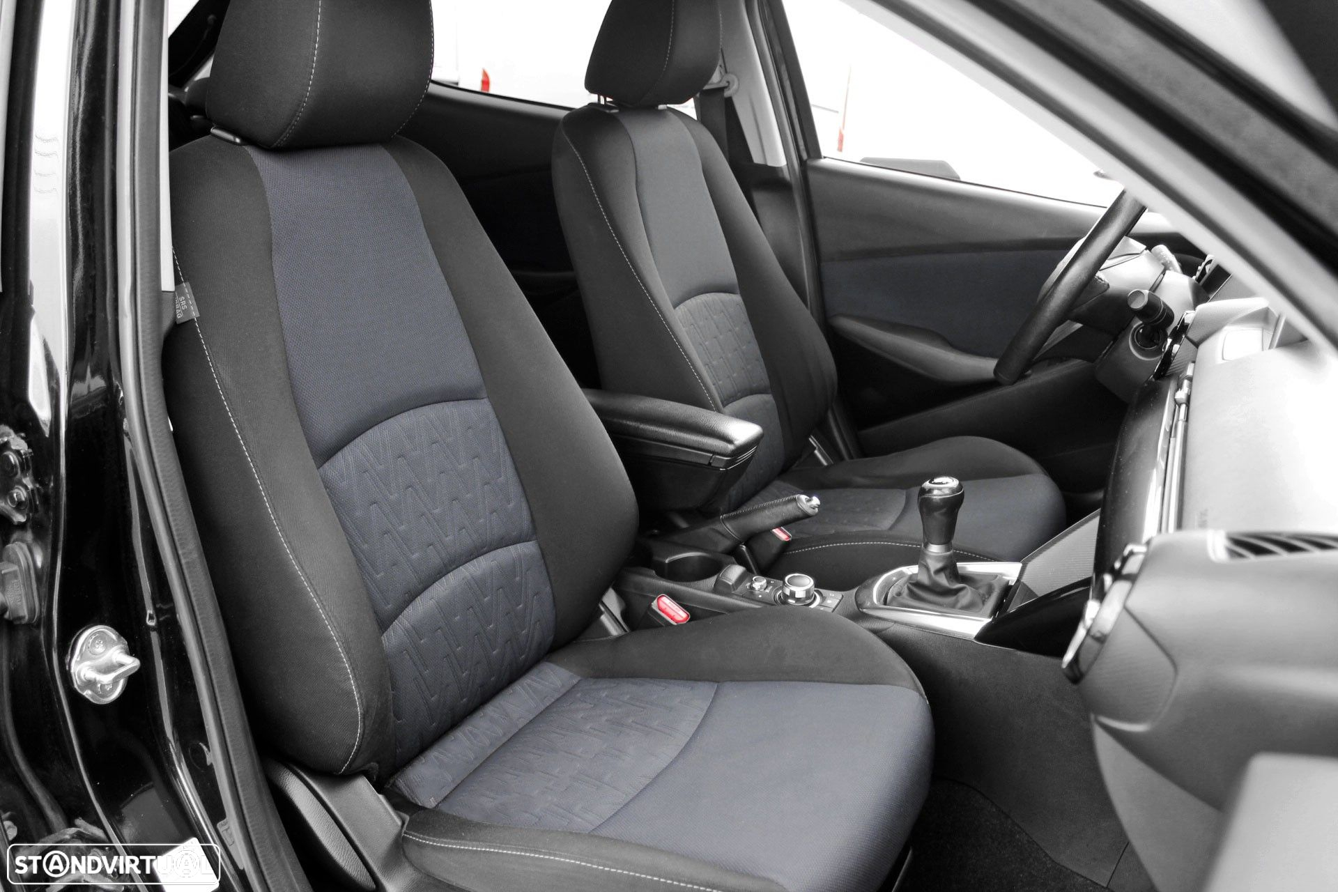 Mazda 2 1.5 Sky.Excellence Navi - 18