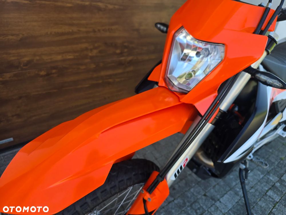 KTM Enduro 690 - 26