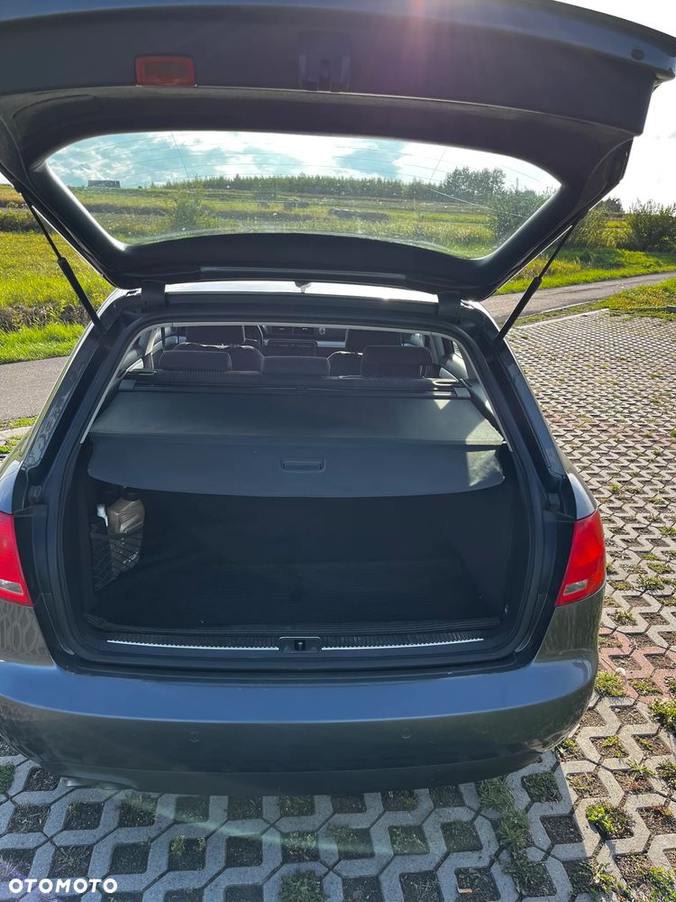 Audi A4 Avant - 6