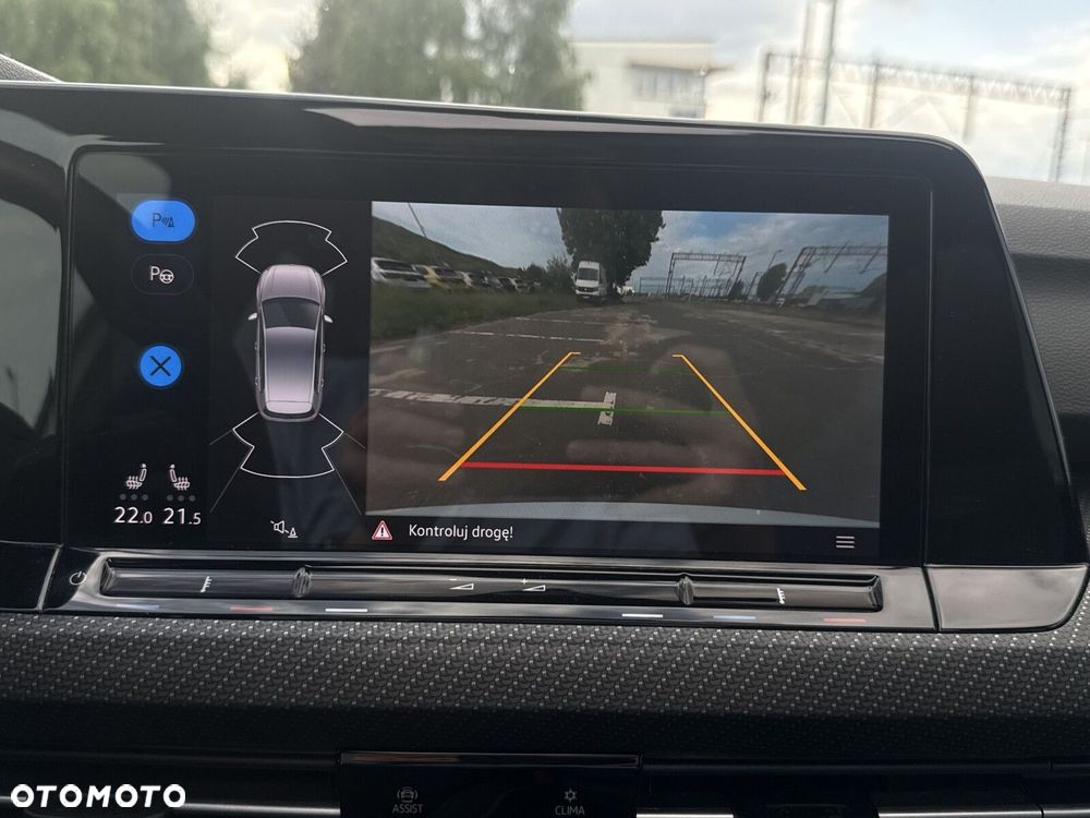 Volkswagen Golf 1.5 eTSI mHEV R-Line DSG - 24