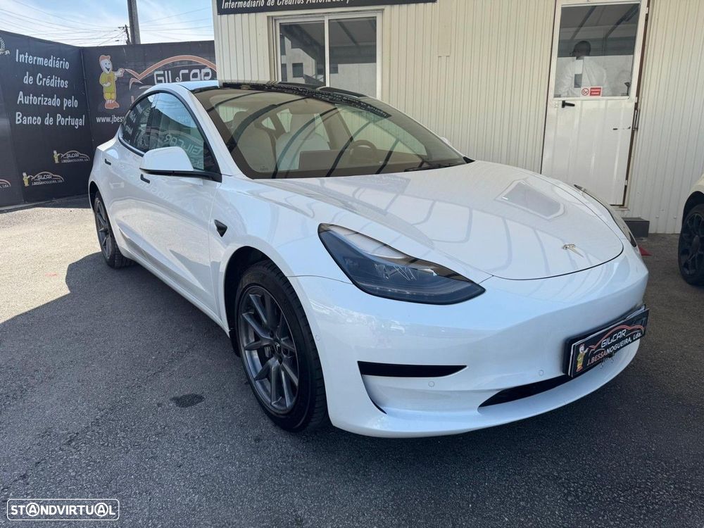 Tesla Model 3 Standard Range Plus RWD - 2
