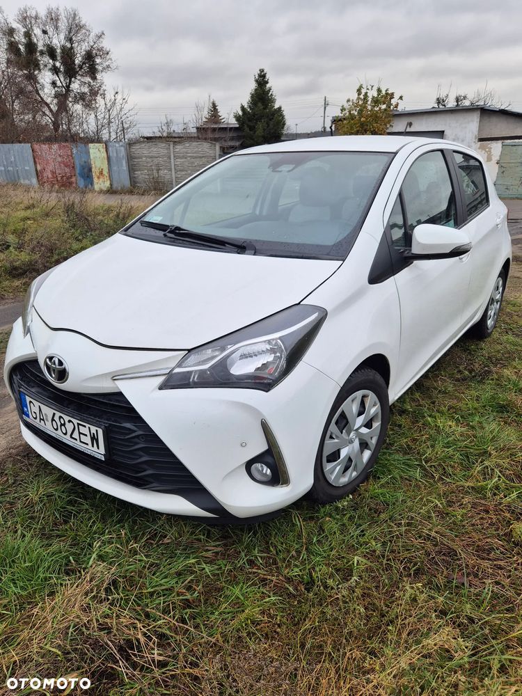 Toyota Yaris 1.5 Premium - 1