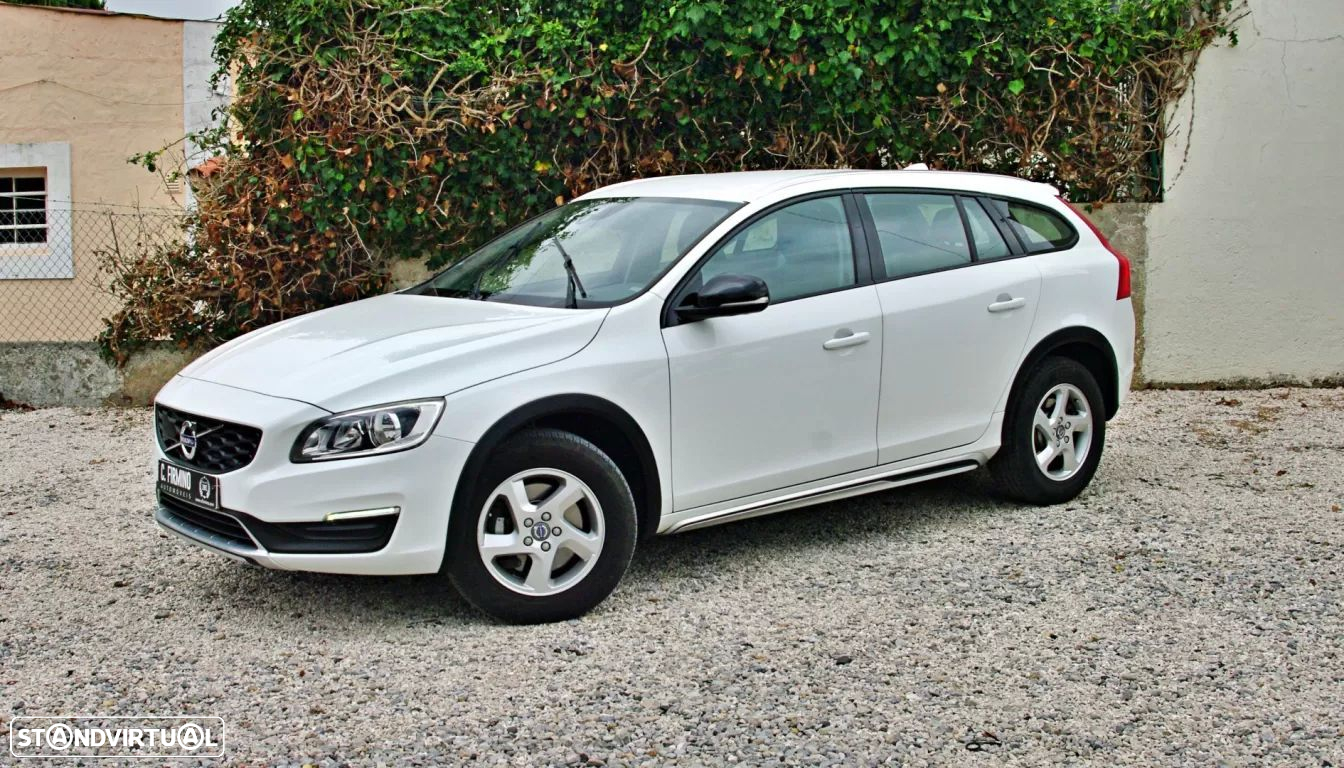 Volvo V60 2.0 D3 Kinetic - 2