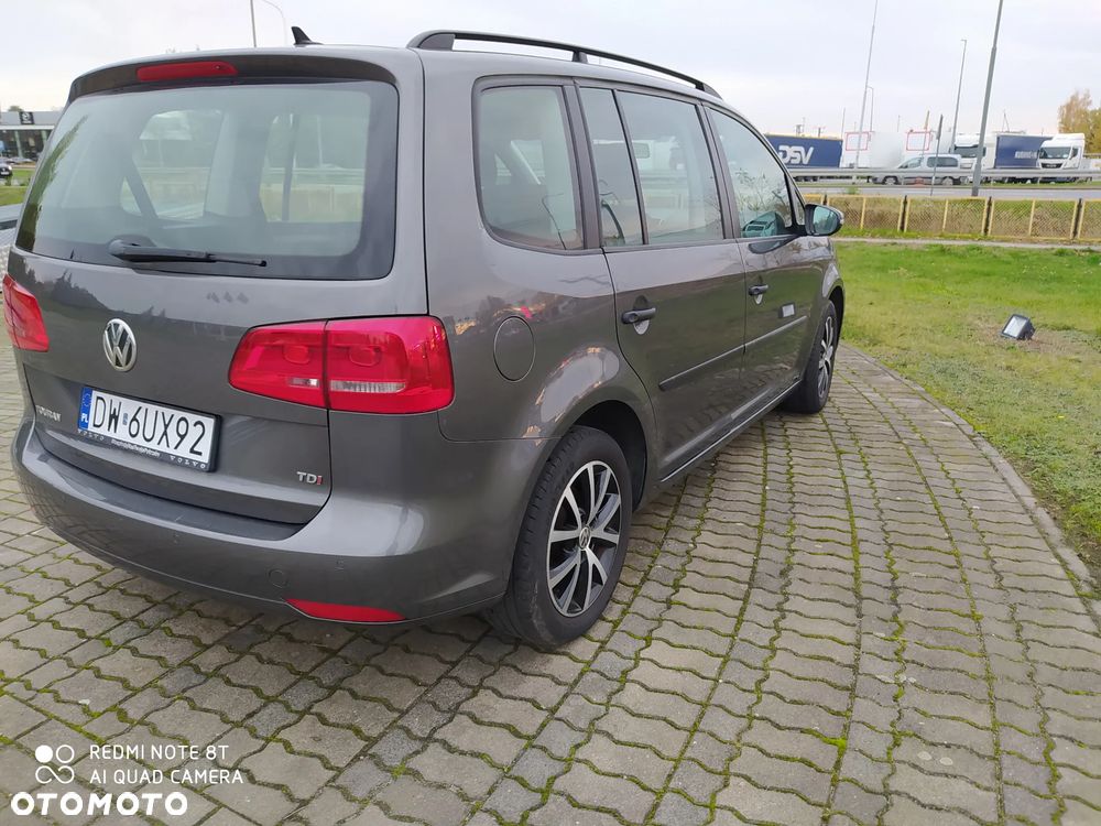 Volkswagen Touran 1.6 TDI DPF BlueMotion Technology Trendline - 16