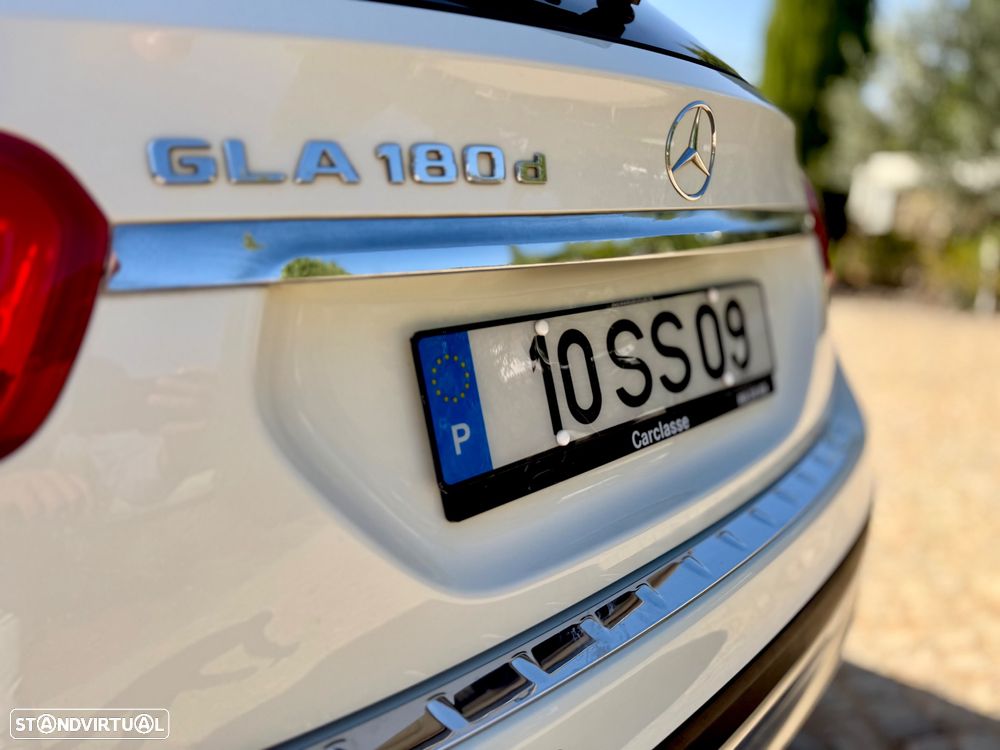 Mercedes-Benz GLA 180 CDi - 19