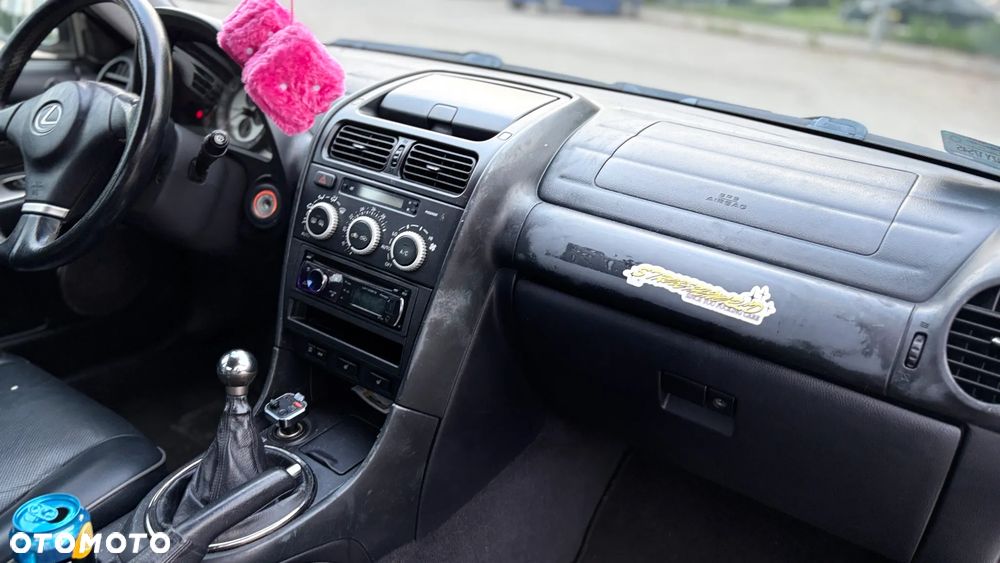 Lexus IS 200 Elegance - 19