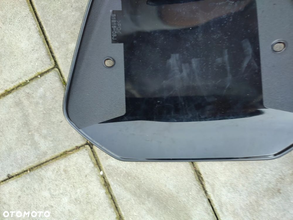 Szyba, szybka, owiewka przód Suzuki GSR 750 - 8