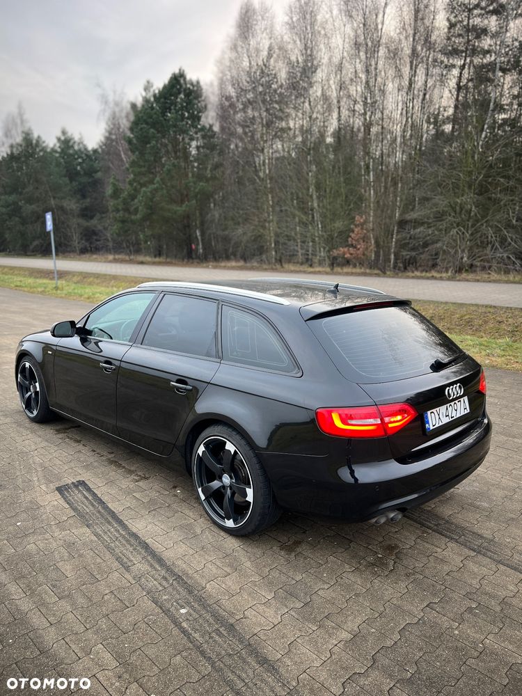Audi A4 Avant 2.0 TDI DPF multitronic S line Sportpaket - 4