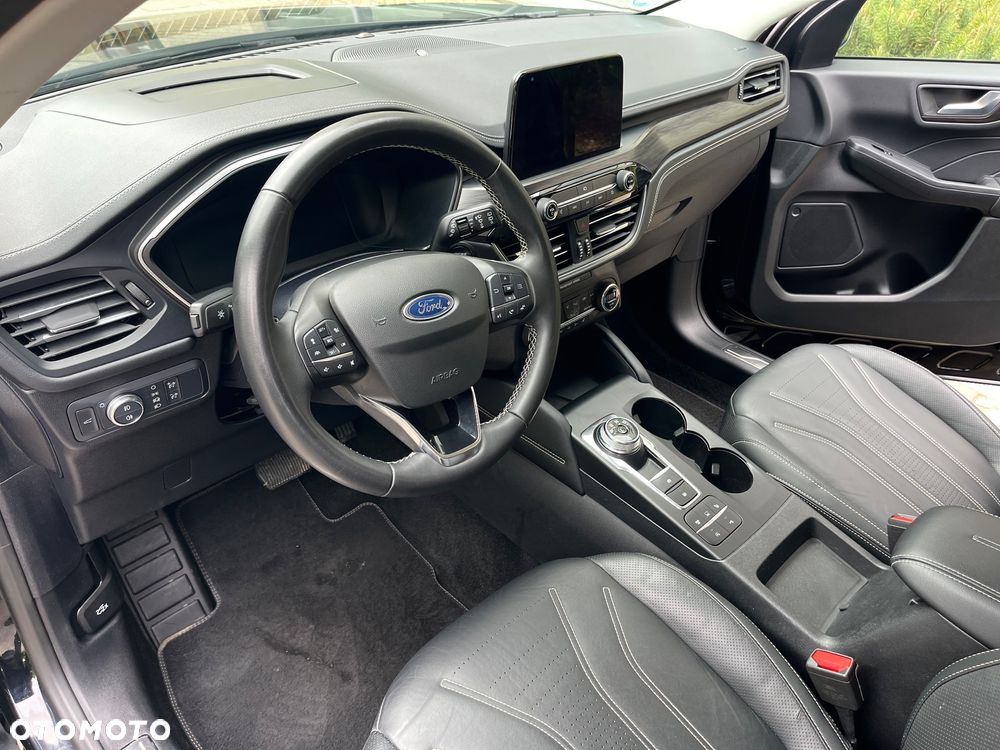 Ford Kuga - 22