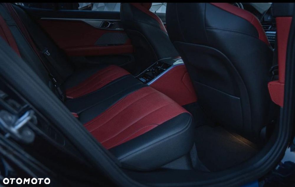 BMW Seria 8 840i xDrive - 5