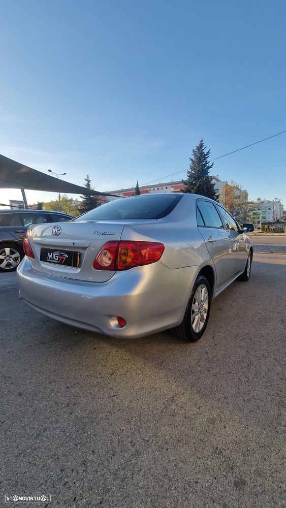 Toyota Corolla 1.4 D-4D Comfort - 5