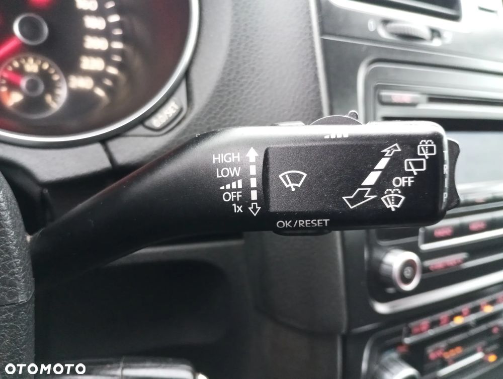 Volkswagen Golf - 23