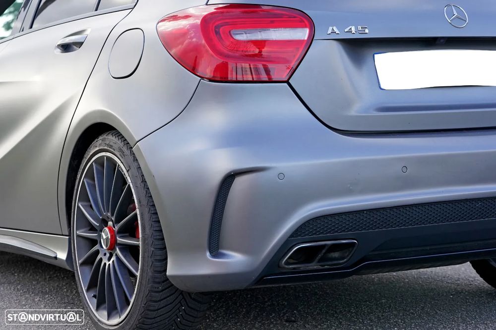 Mercedes-Benz A 45 AMG 4Matic Speedshift 7G-DCT - 17