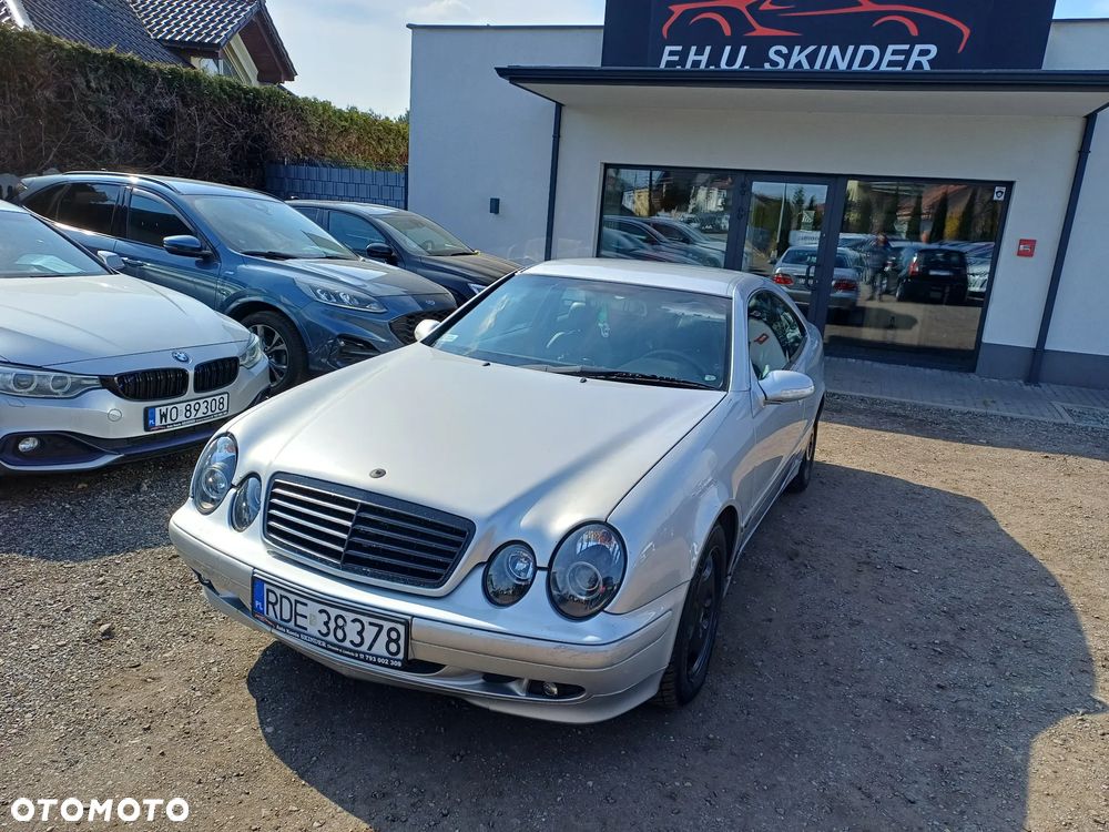Mercedes-Benz CLK - 3
