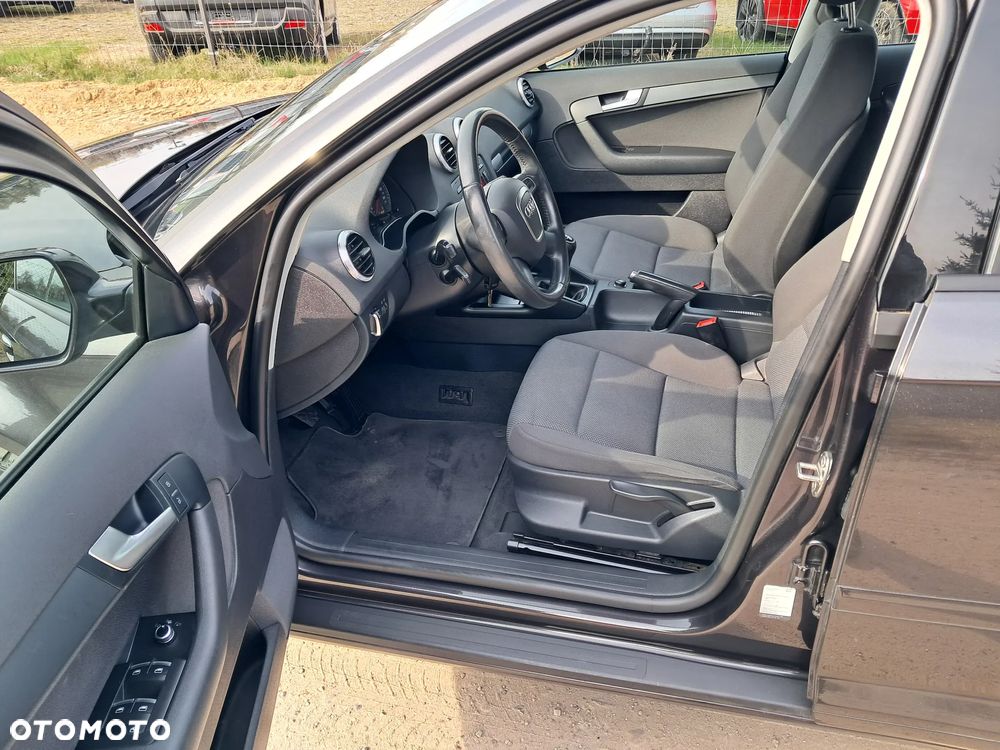 Audi A3 Sportback 1.4 TFSI S line Sportpaket - 12