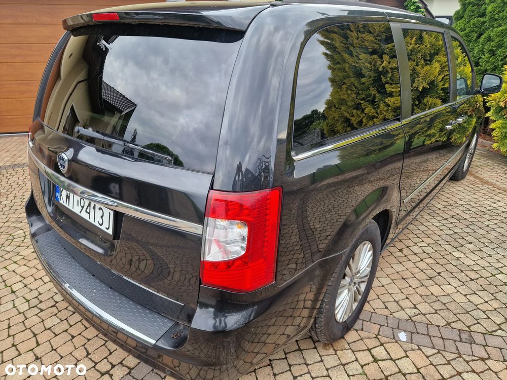 Lancia Voyager 2.8CRD Gold - 6
