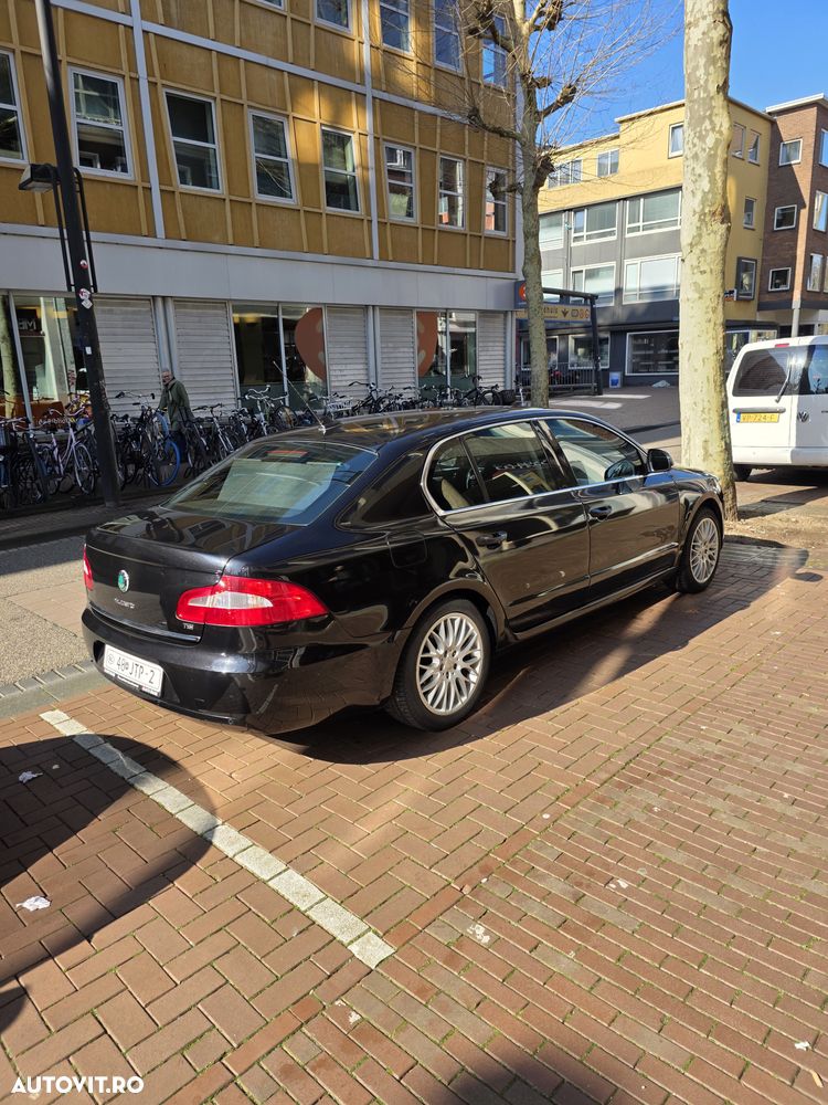 Skoda Superb 1.4 TSI Active - 11