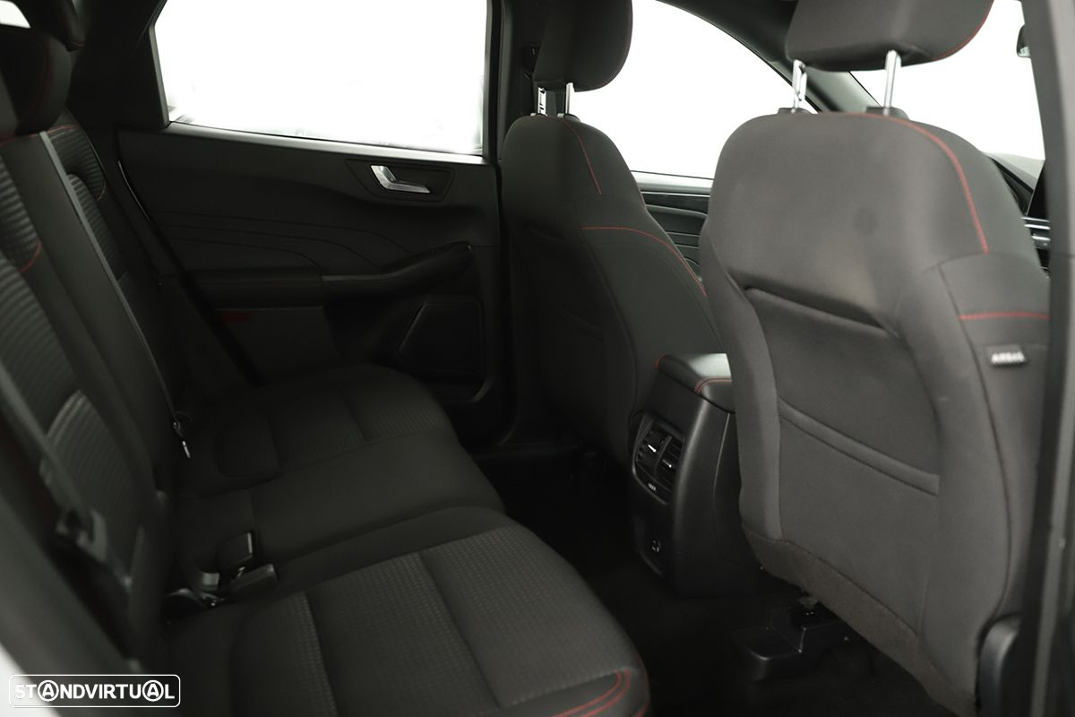Ford Kuga 1.5 EcoBoost ST-Line - 22
