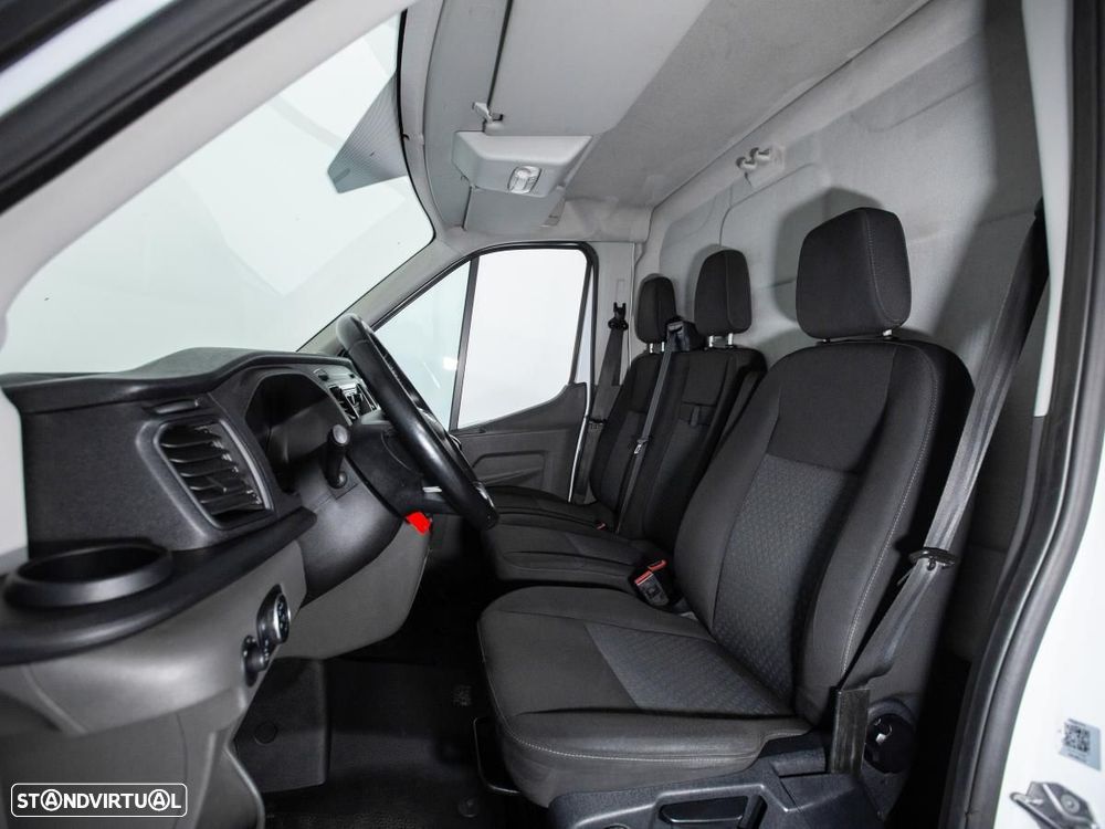 Ford Transit - 10