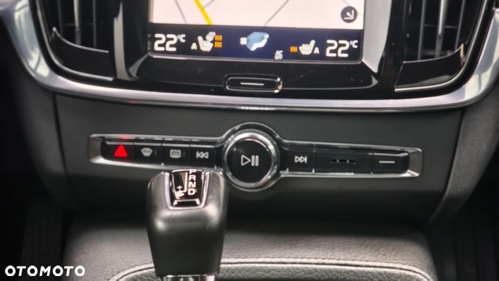 Volvo S90 - 34