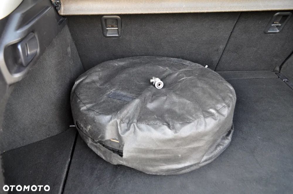 Mitsubishi Lancer 1.8 Inform LPG - 28