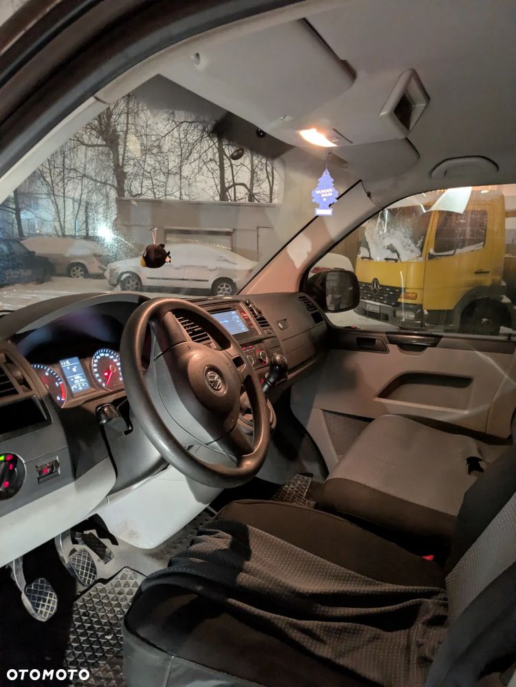 Volkswagen Transporter - 10