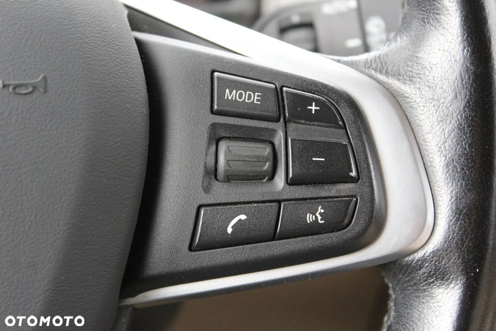 BMW Seria 2 218i Luxury Line - 19