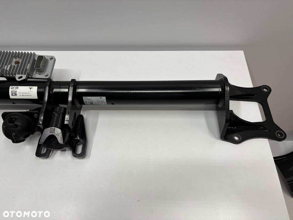 Tesla X Plaid Hak Holowniczy 1027583-00-J - 3