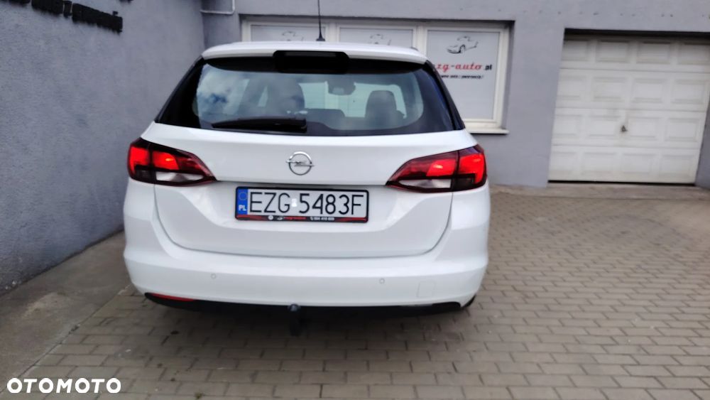 Opel Astra - 9